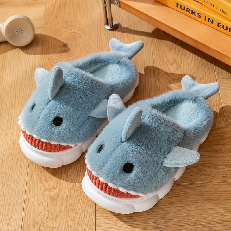 Sewing Garment - Cute winter cotton slippers with a